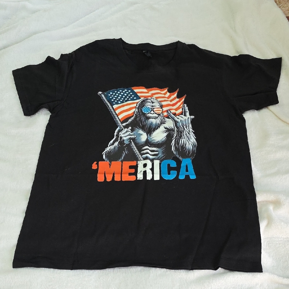 Bigfoot Sasquach Merica Flag T-shirt Sz Lrg